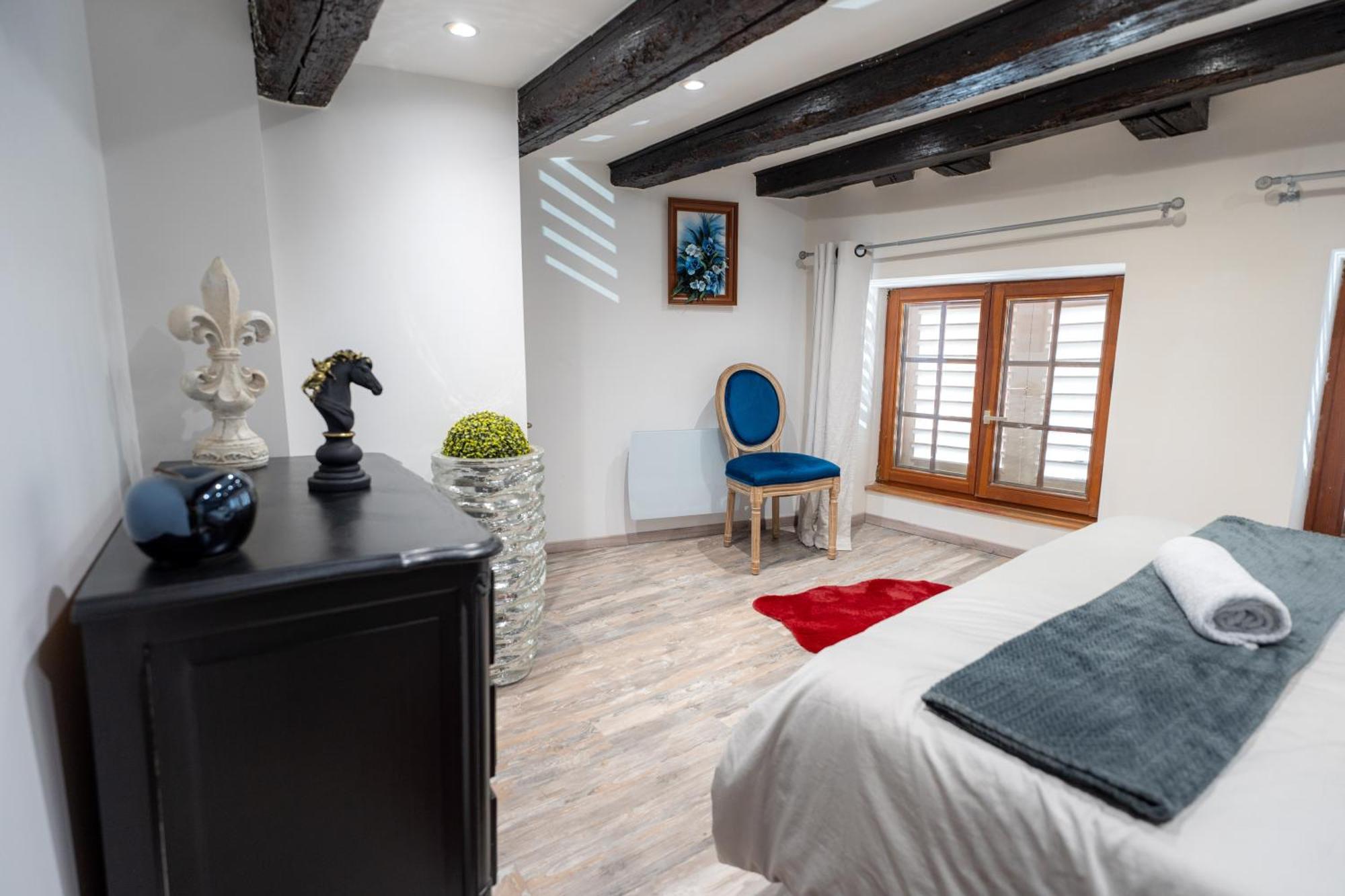 Appartement Des Chevaliers - Designed By C.M سليستا المظهر الخارجي الصورة